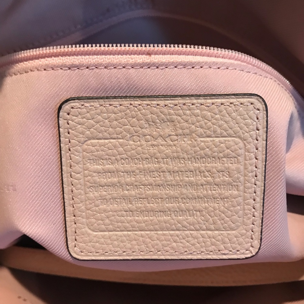 COPY - Coach Purse - Picture 4 of 7
